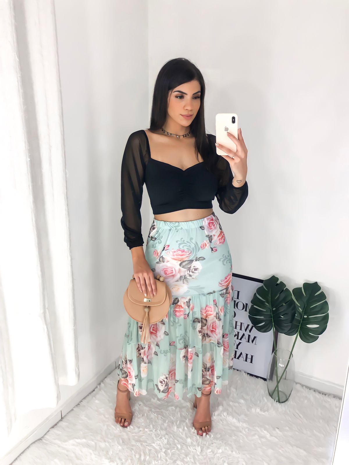 Cropped de tule com bojo 20,00 Saia longa com botão 35,00 (11)